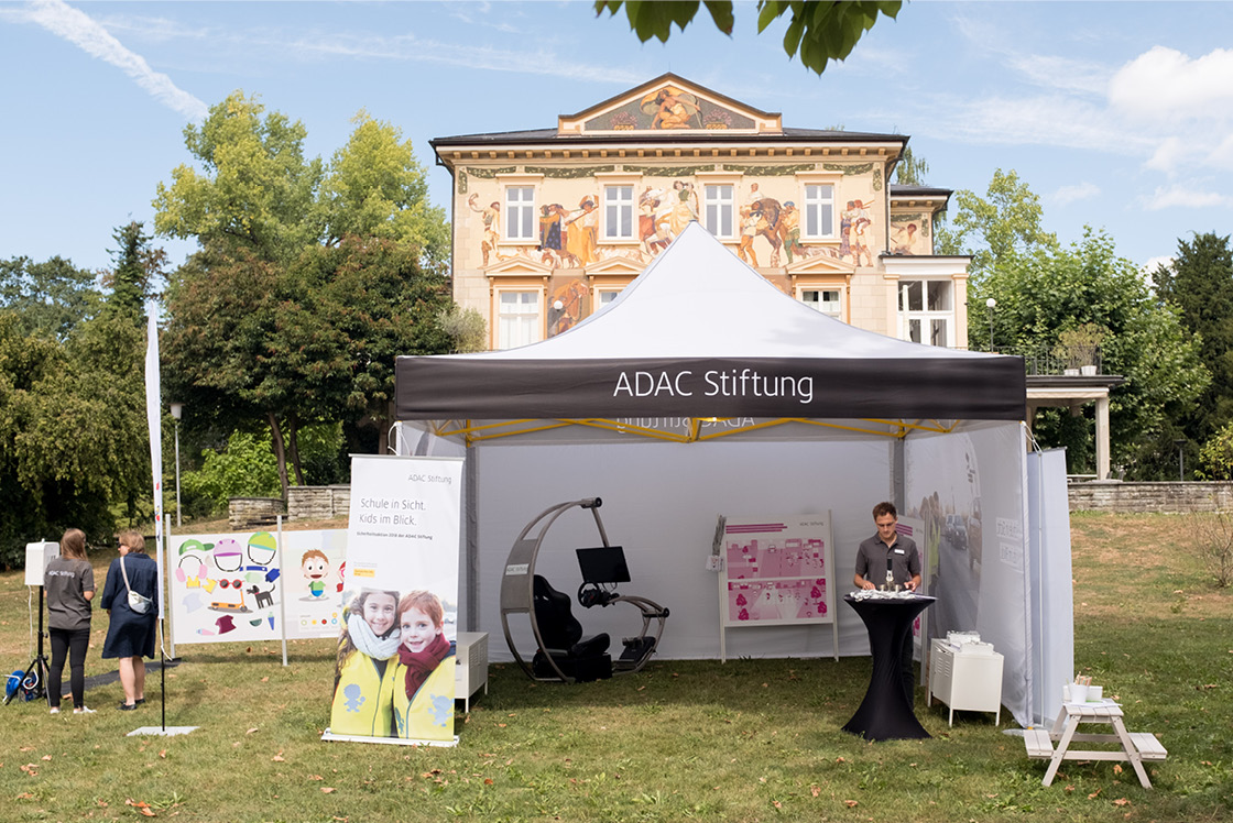  Referenz - ADAC Stiftung - Campaña de seguridad para los niños de primer grado